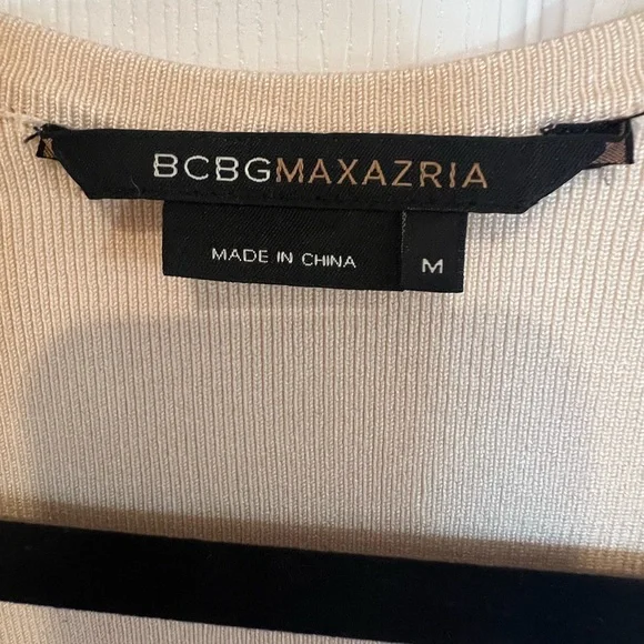 BCBGMaxAzria Tan Cream Top with Flutter Cap Sleeves - Picture 3 of 5